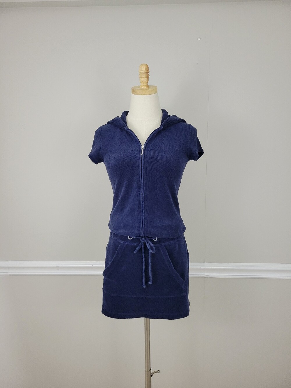 Juicy Couture Short Sleeve Hooded Terry Drawstring Towel Cover Up Dress in Navy
